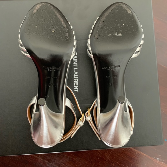 In mint condition, worn 1-2 times. I’m original Box with everything in it!! - Picture 6 of 10